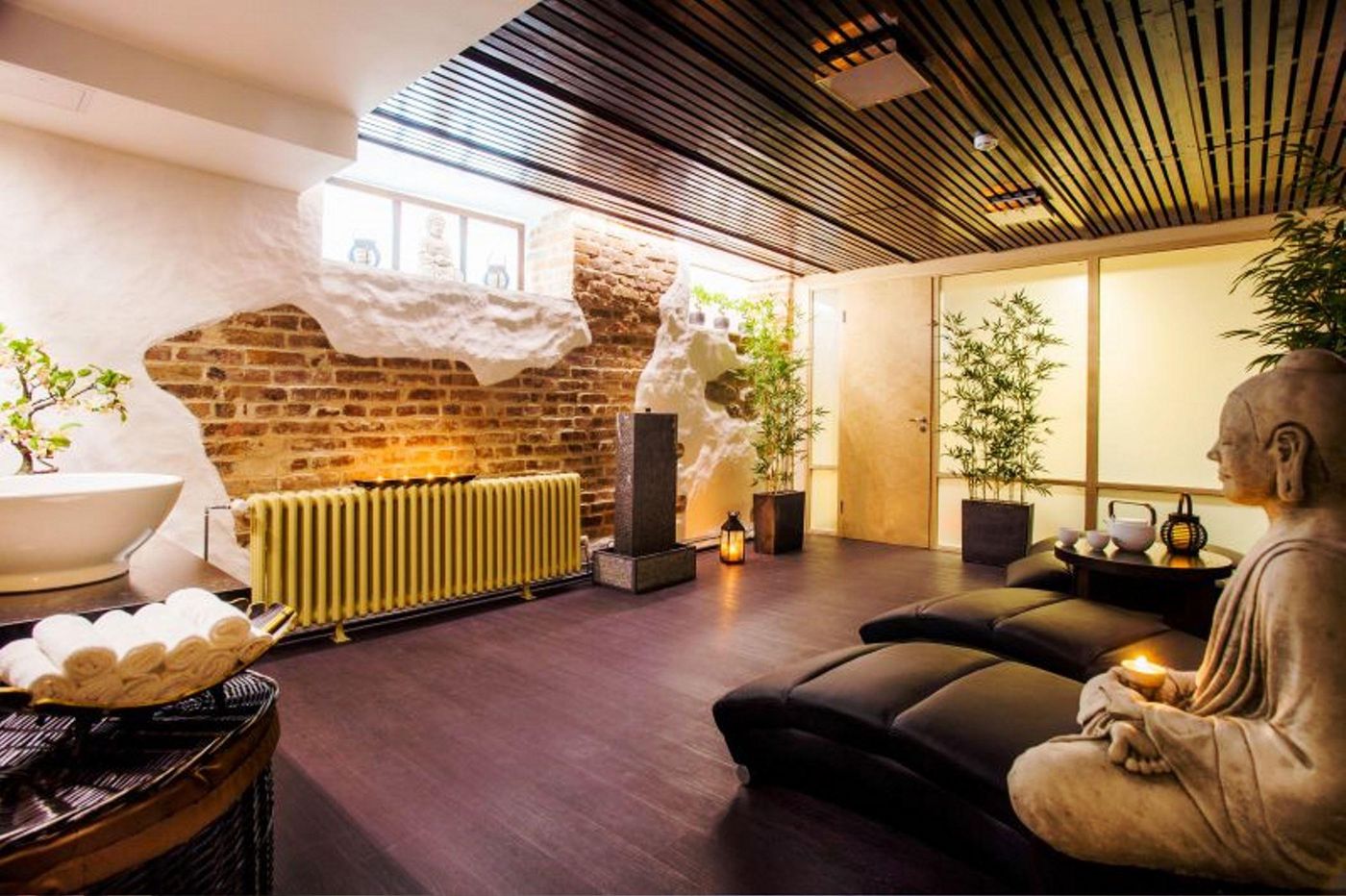 Kreutzwald-Hotel-Tallinn-Sports-and-Entertainment-40