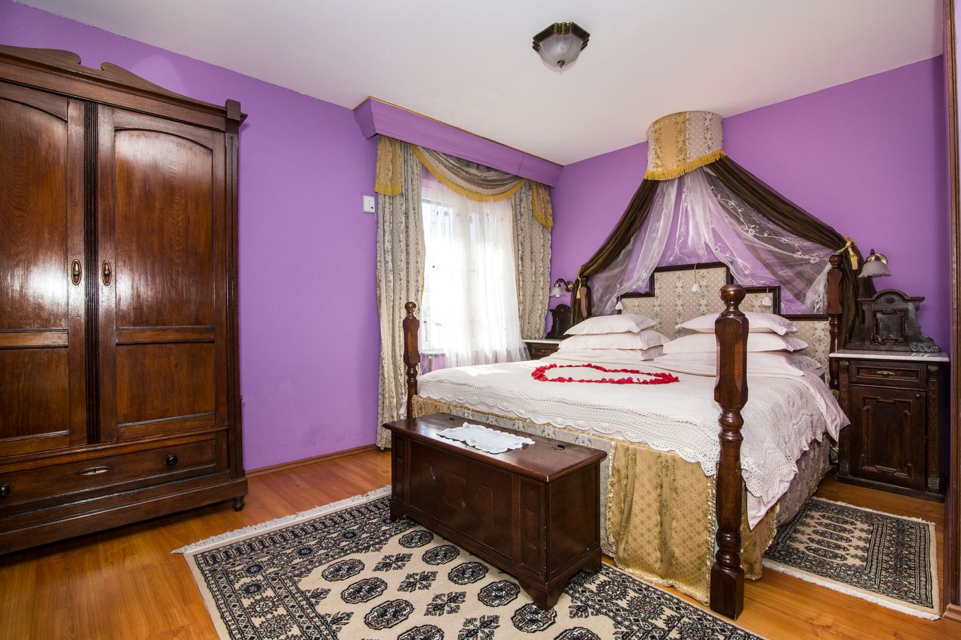 Pasike-Hotel-Room-28