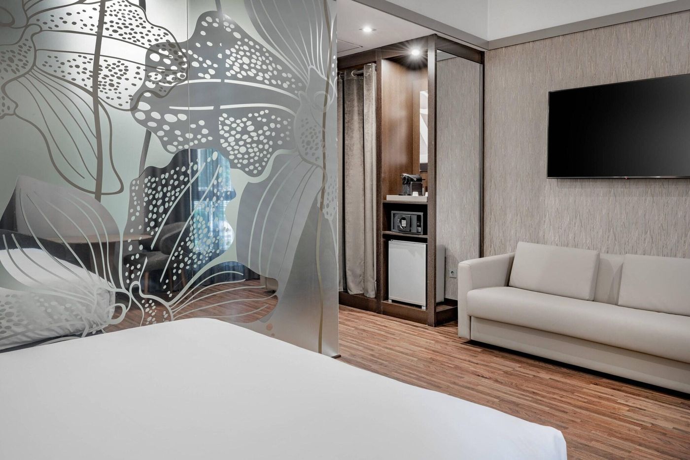 AC-Madrid-Recoletos-Room-6