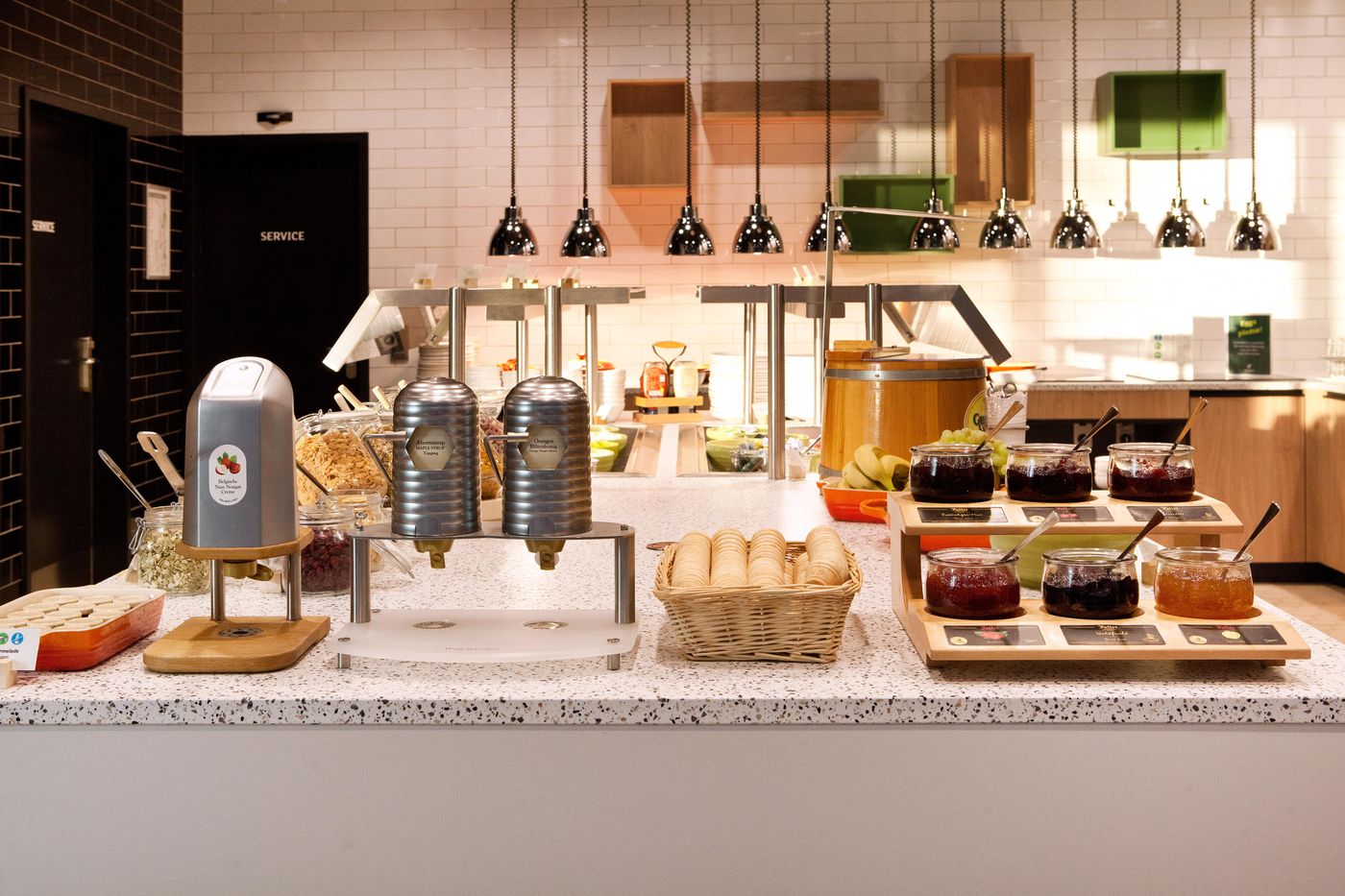 Holiday-Inn-Berlin-City-East-Side-Restaurant-40