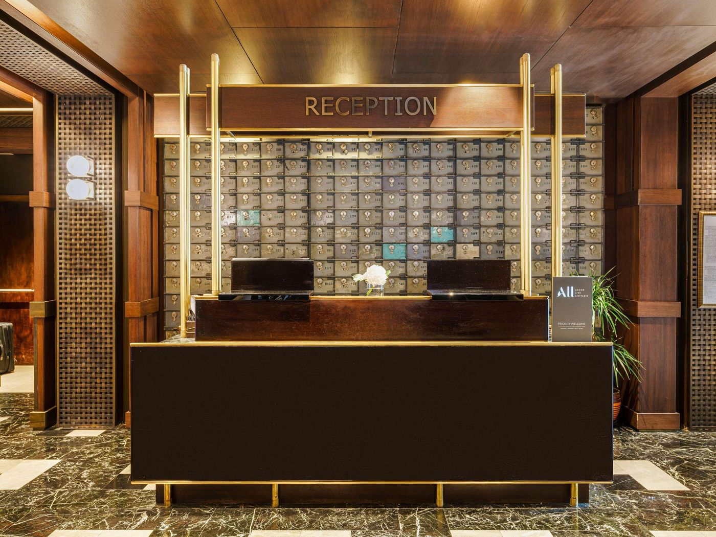 The-Galata-Istanbul-Hotel-MGallery-General-view-27