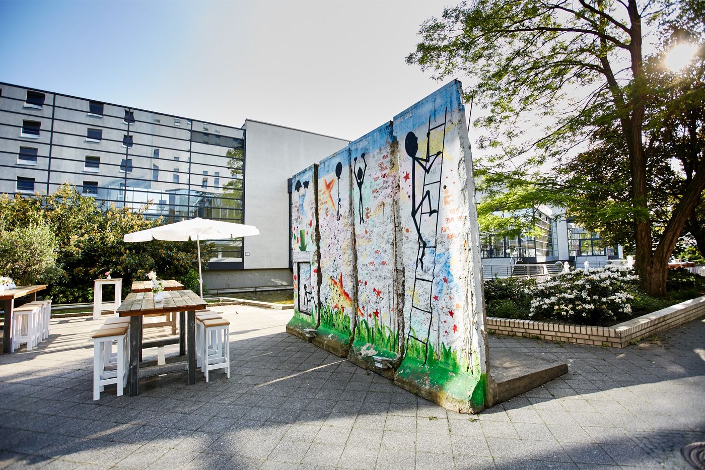 Estrel-Hotel-Berlin-Terrace-7