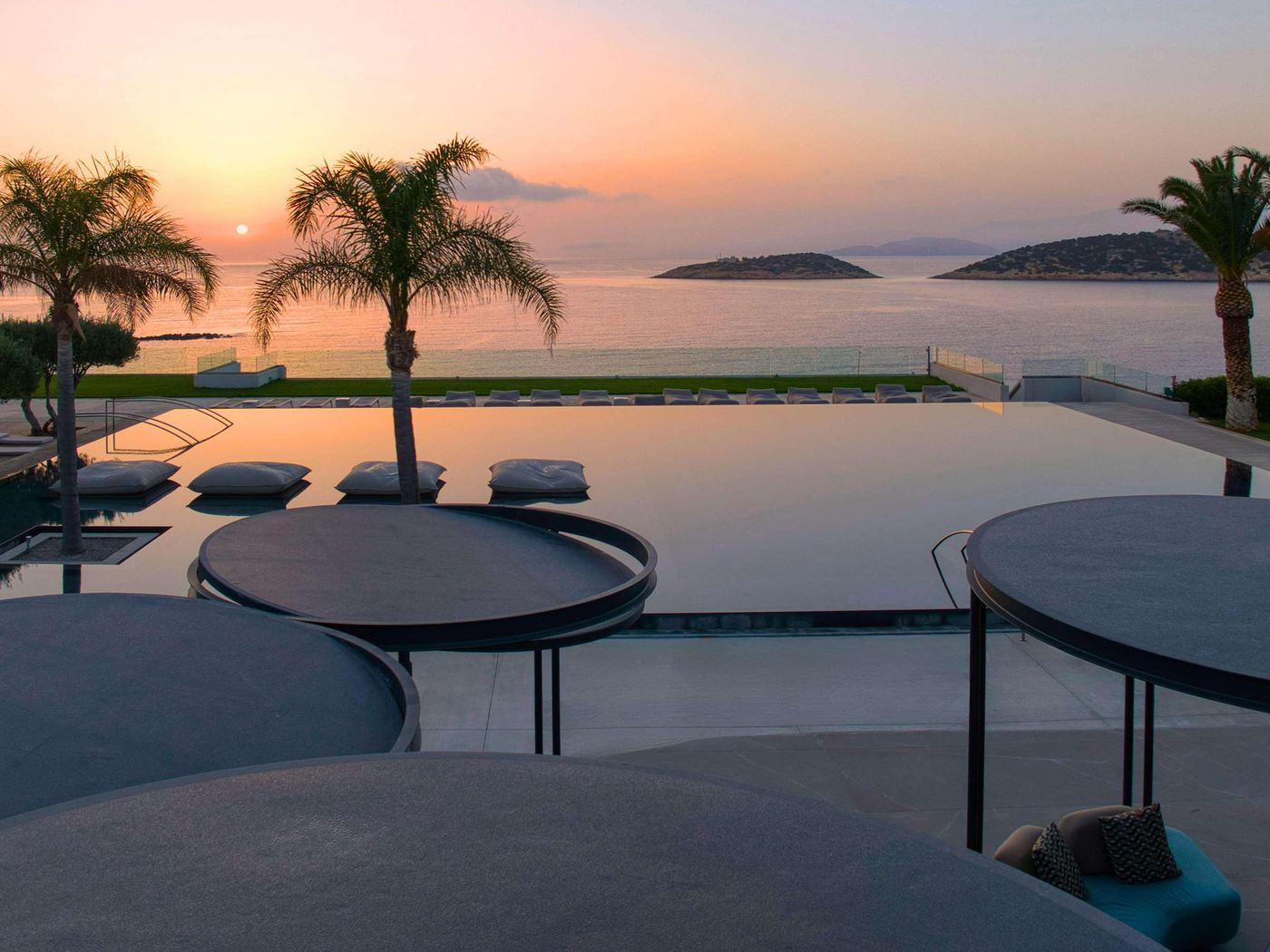 Sensimar-Minos-Palace-Pool-5