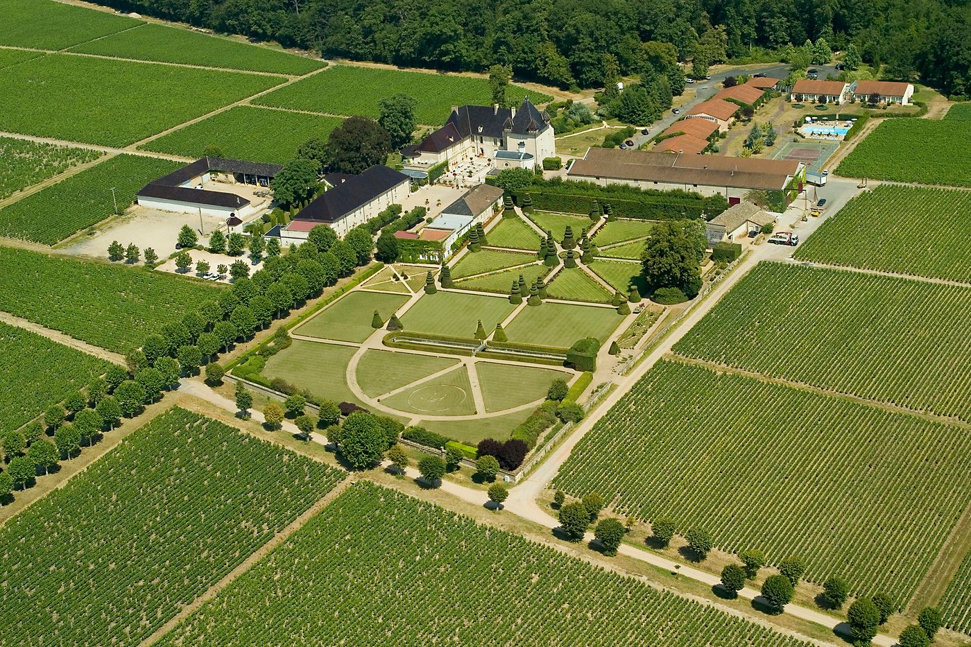 Château de Pizay  - France - Belleville-en-Beaujolais - General view - 1