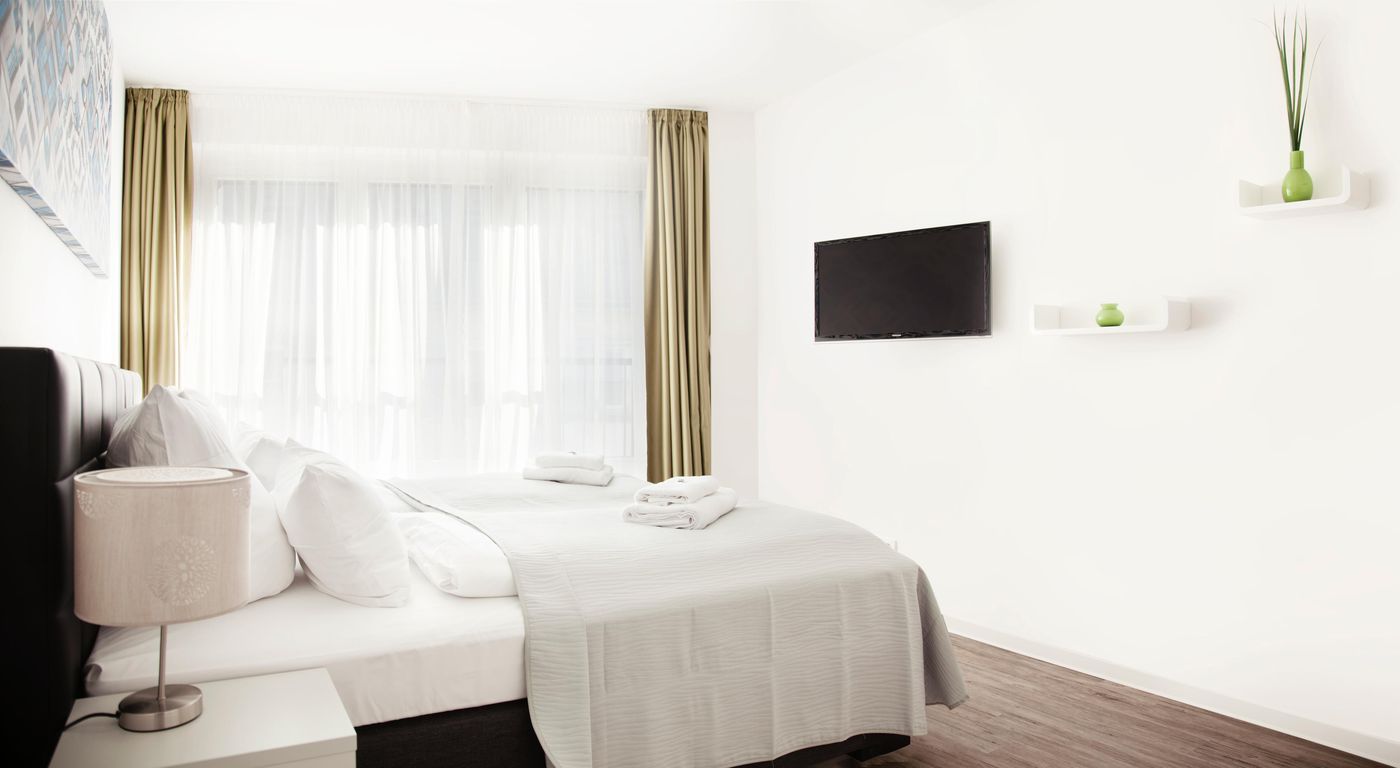 Apartments-Rosenthal-Residence-Room-29