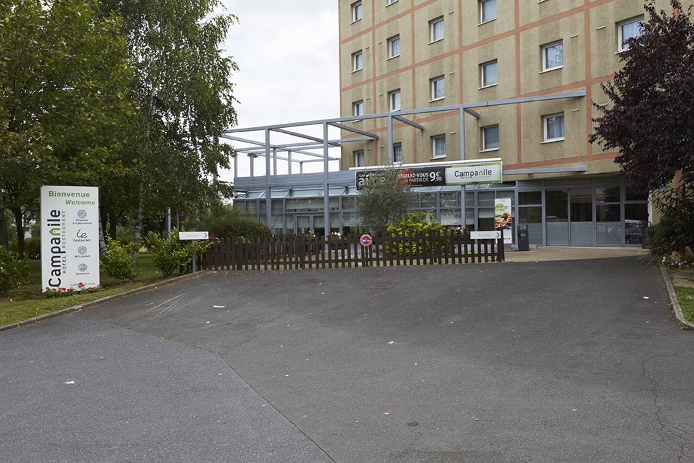 Campanile Argenteuil-France-ARGENTEUIL-General view-6