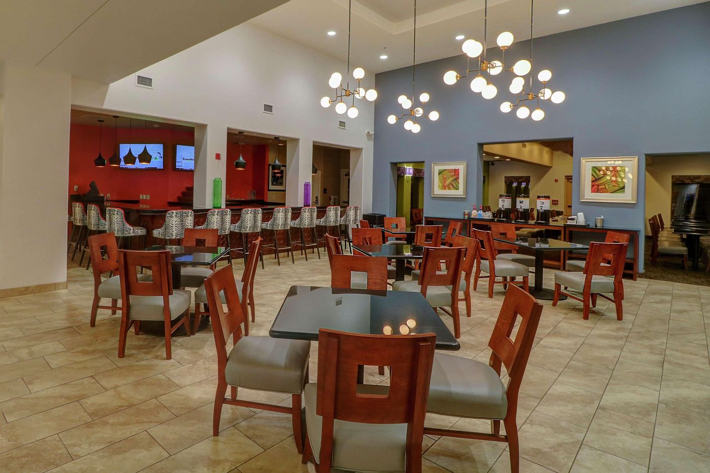 Hampton-Inn-Tropicana-Restaurant-16