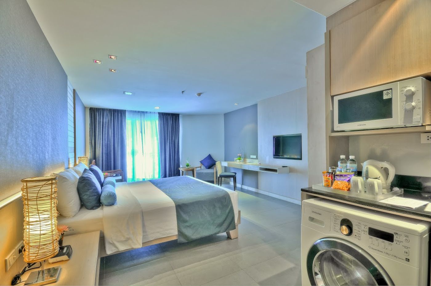 The-Ashlee-Heights-Patong-Room-10
