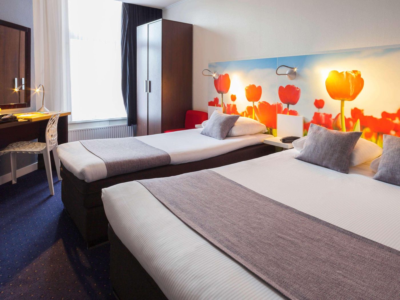 ibis-Styles-Amsterdam-City-Room-19