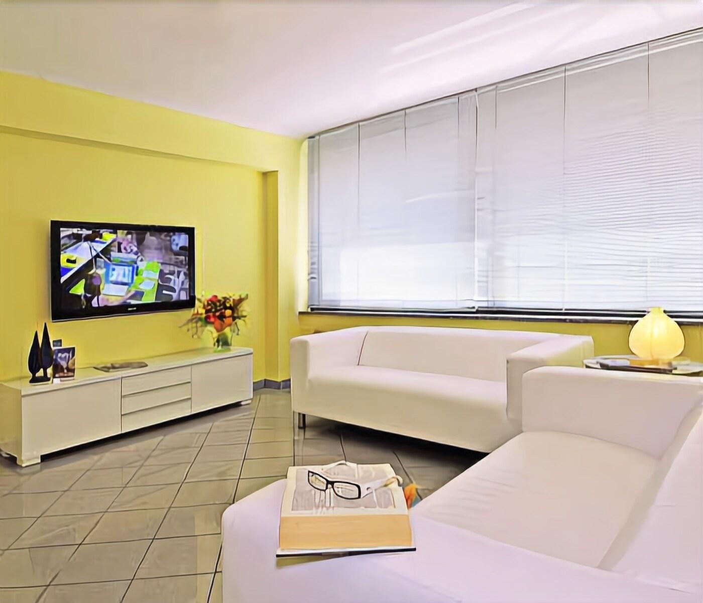 Bed-Breakfast-Ai-Cipressi-Lobby-10