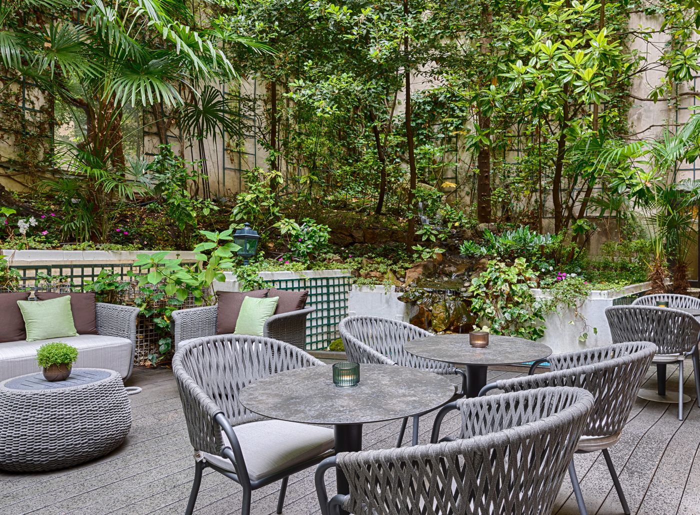 Garden-Elysee-Terrace-34