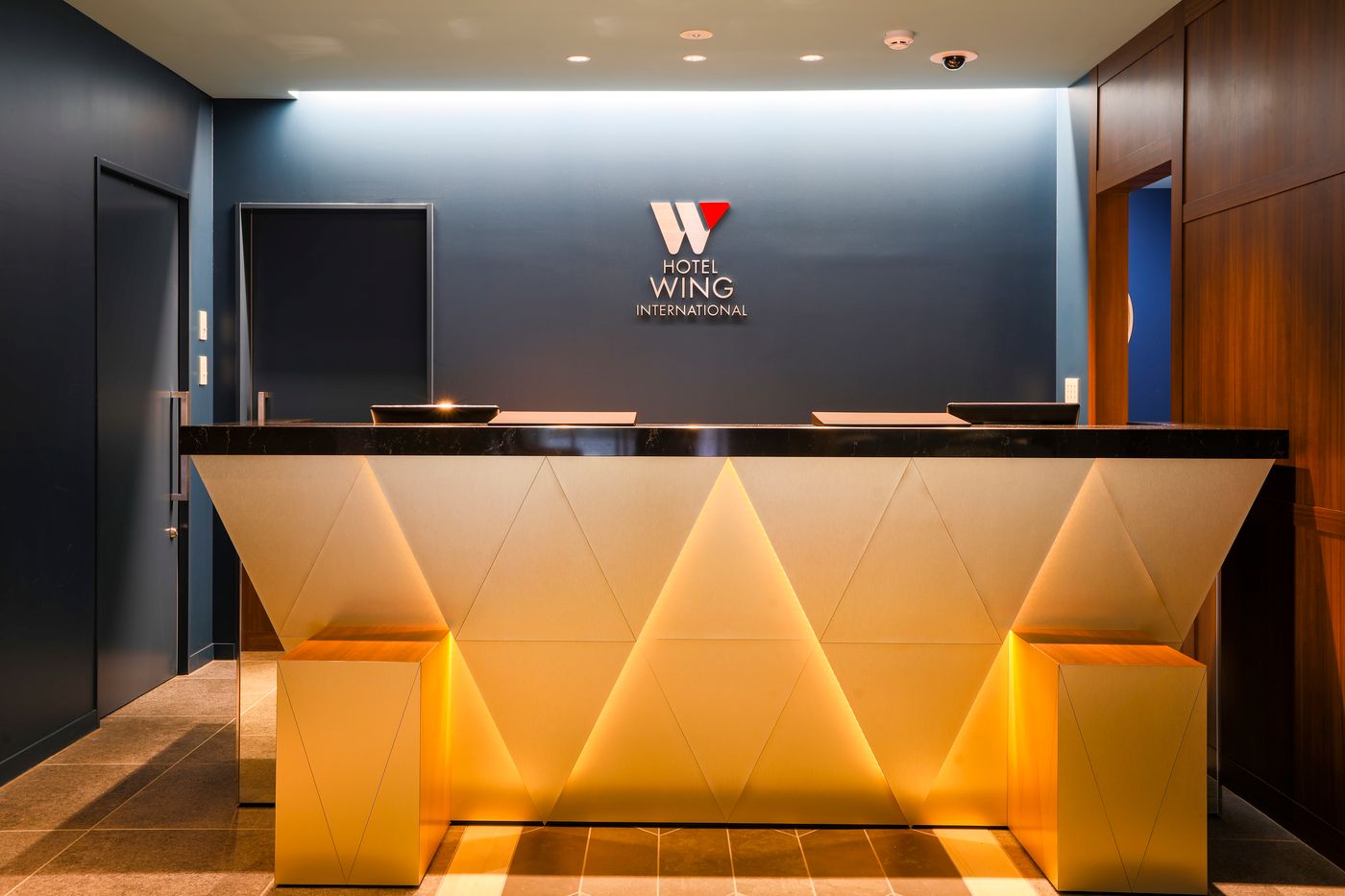 Hotel Wing International Shimbashi Onarimon-Japan-TOKYO-Lobby-3