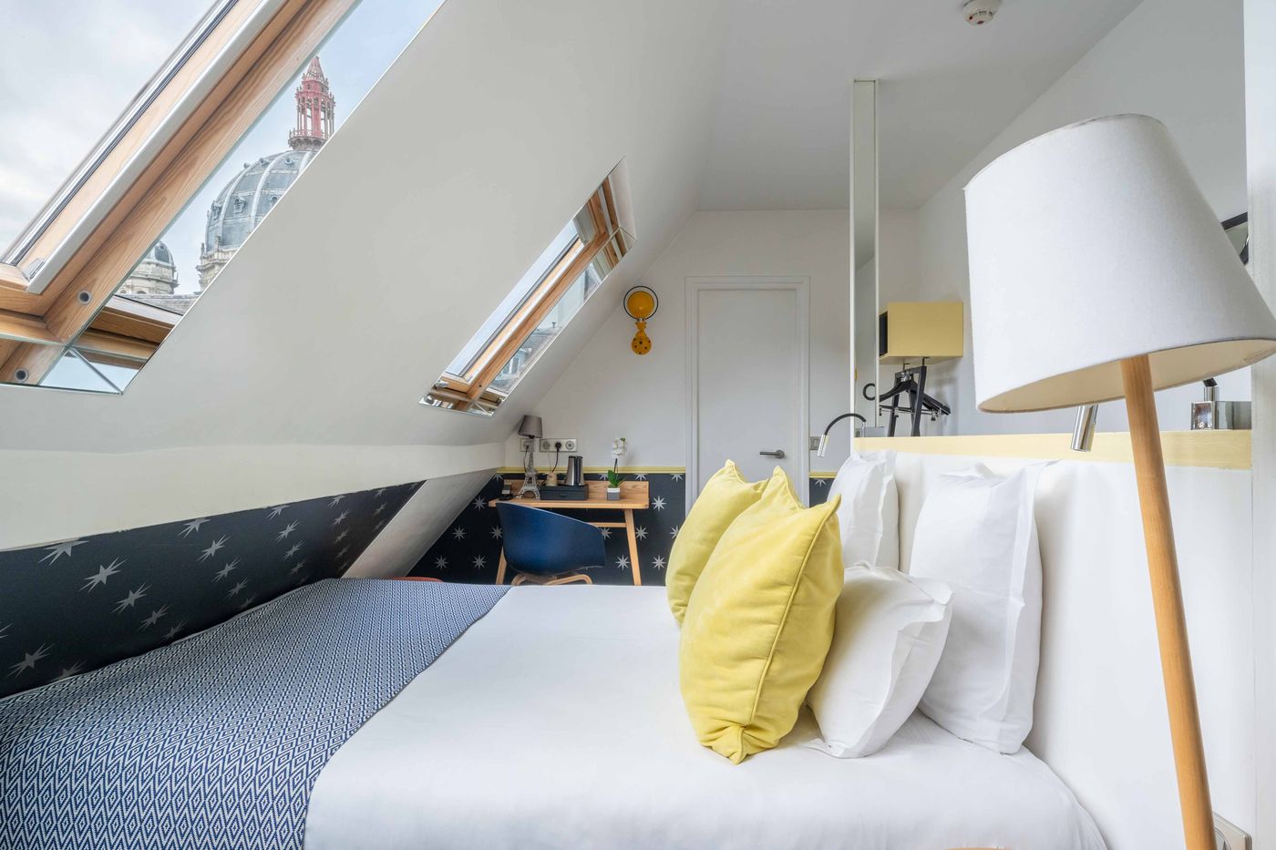 Augustin Astotel - France - PARIS - Room - 9