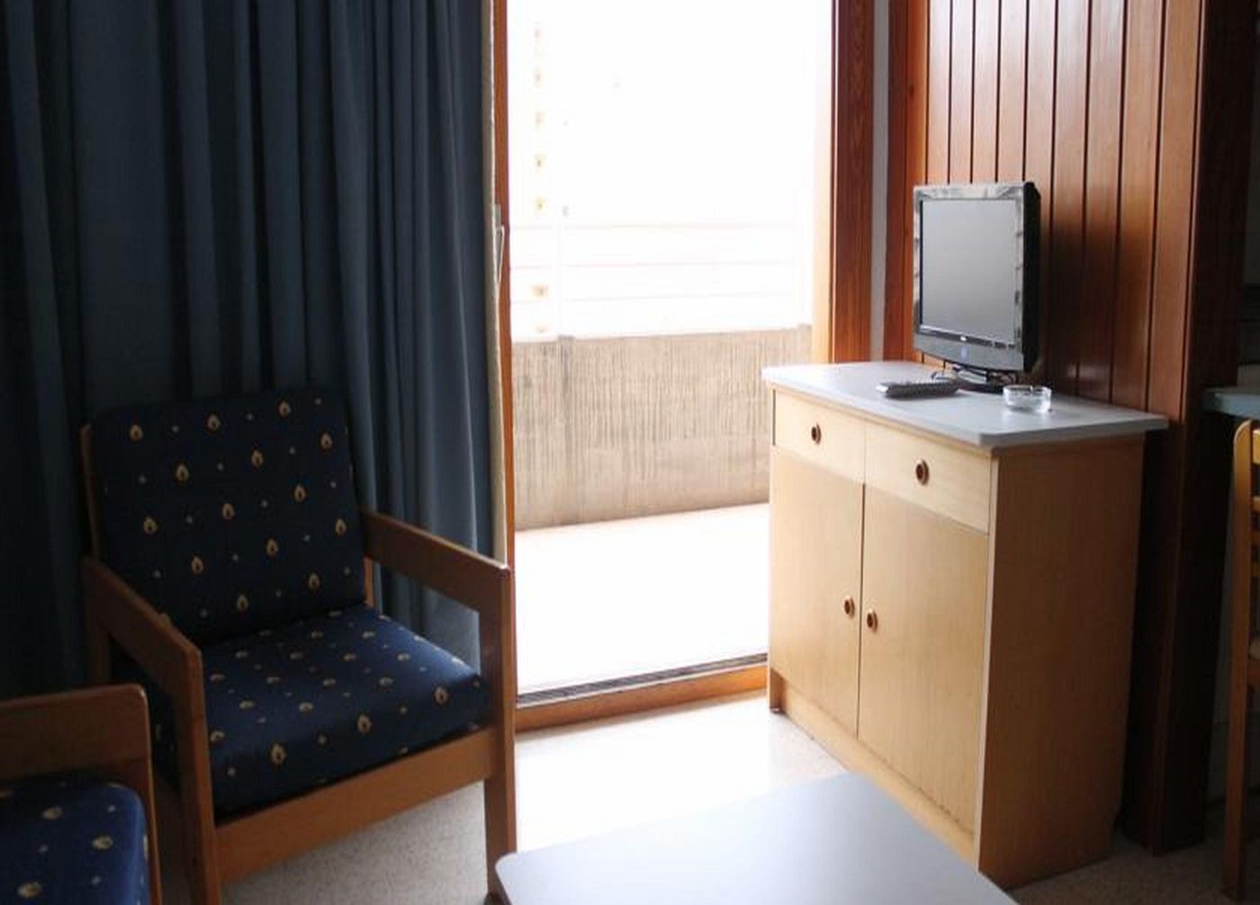 Alpha-Apartments-Room-13