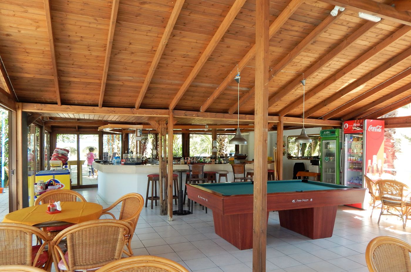 Dreams-4U-Apartments-Lobby-31