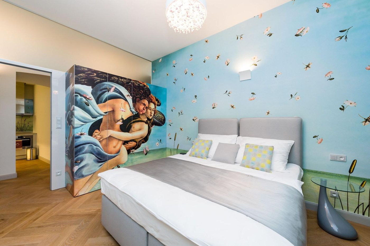 Old-Royal-Post-Hotel-Room-42