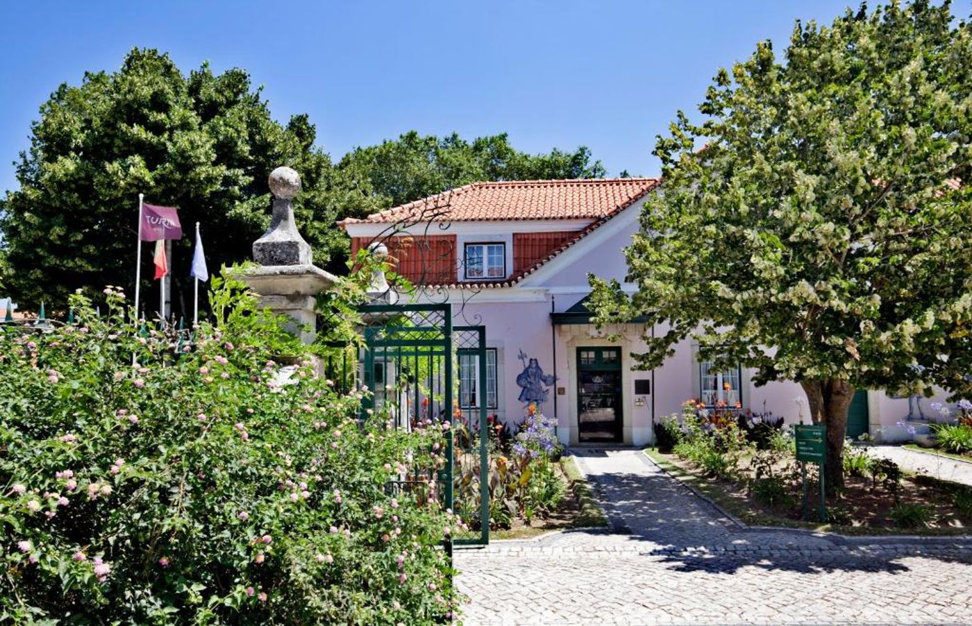 Turim-Club-D-Azeit-o-Hotel-General-view-1