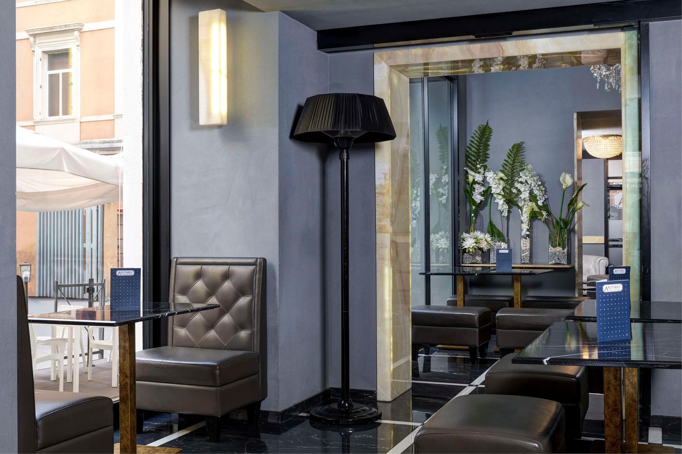 Golden-Tulip-Rome-Piram-Bar-12