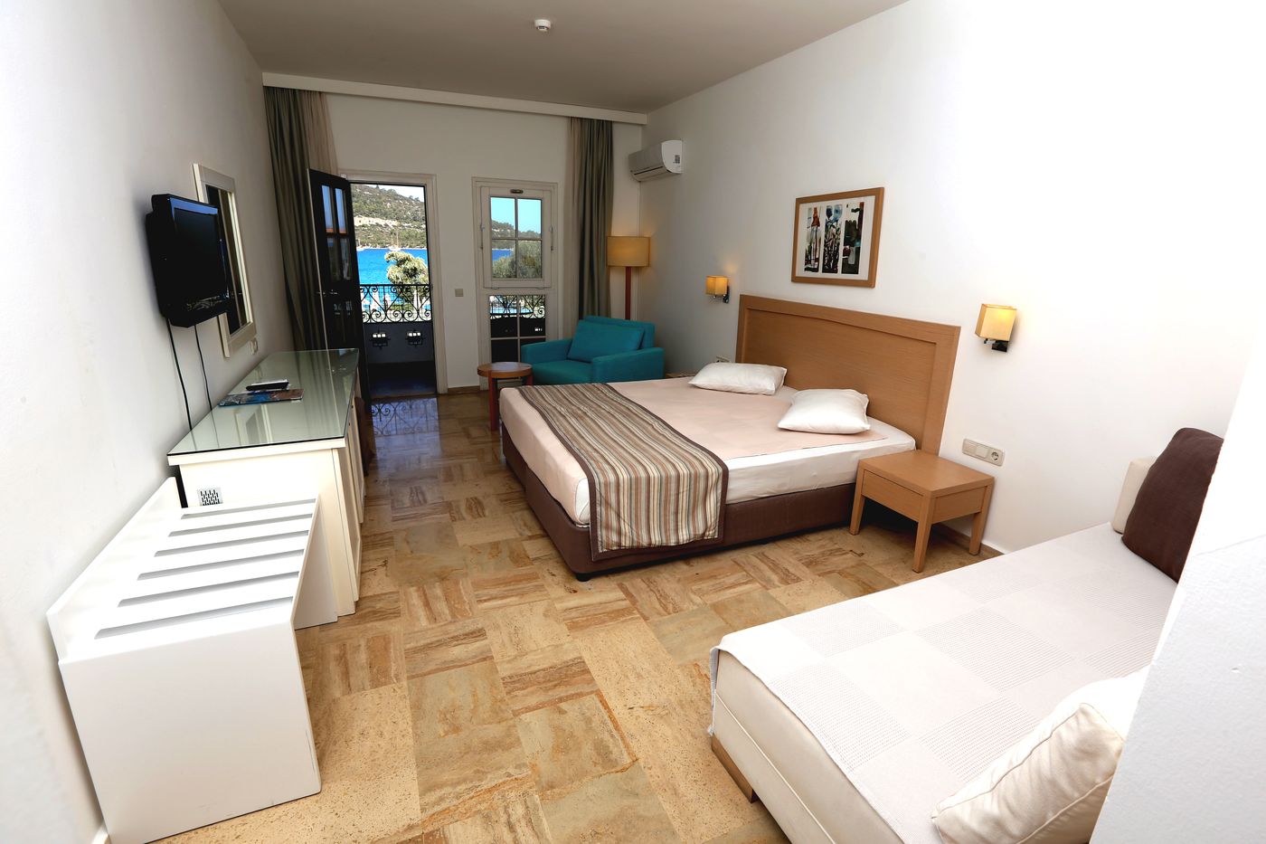 Izer Hotel & Beach Club