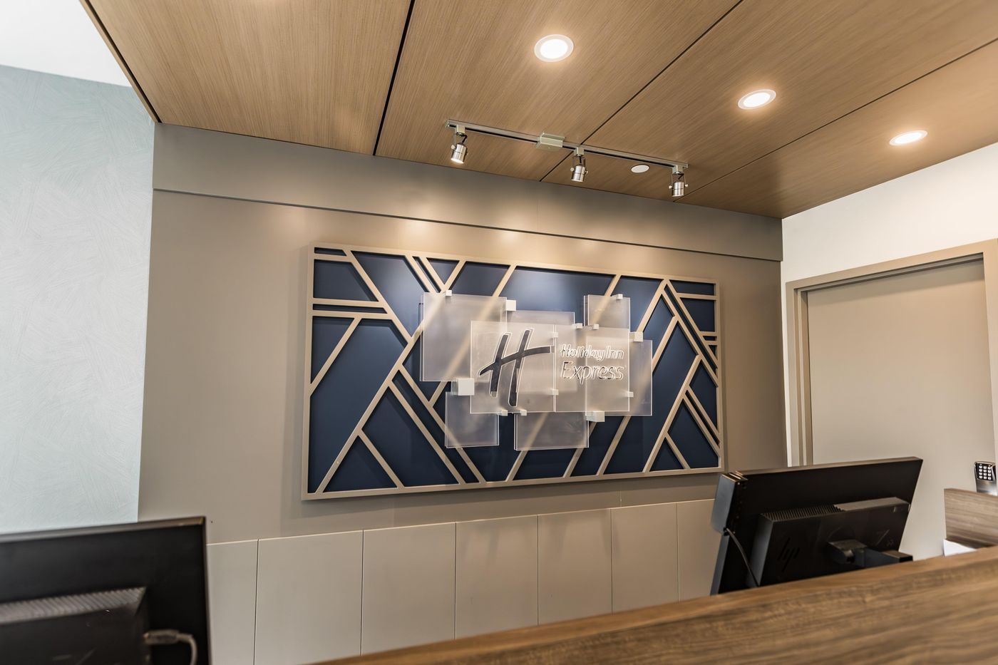 Holiday Inn Express Toronto North York-Canada-TORONTO-General view-7