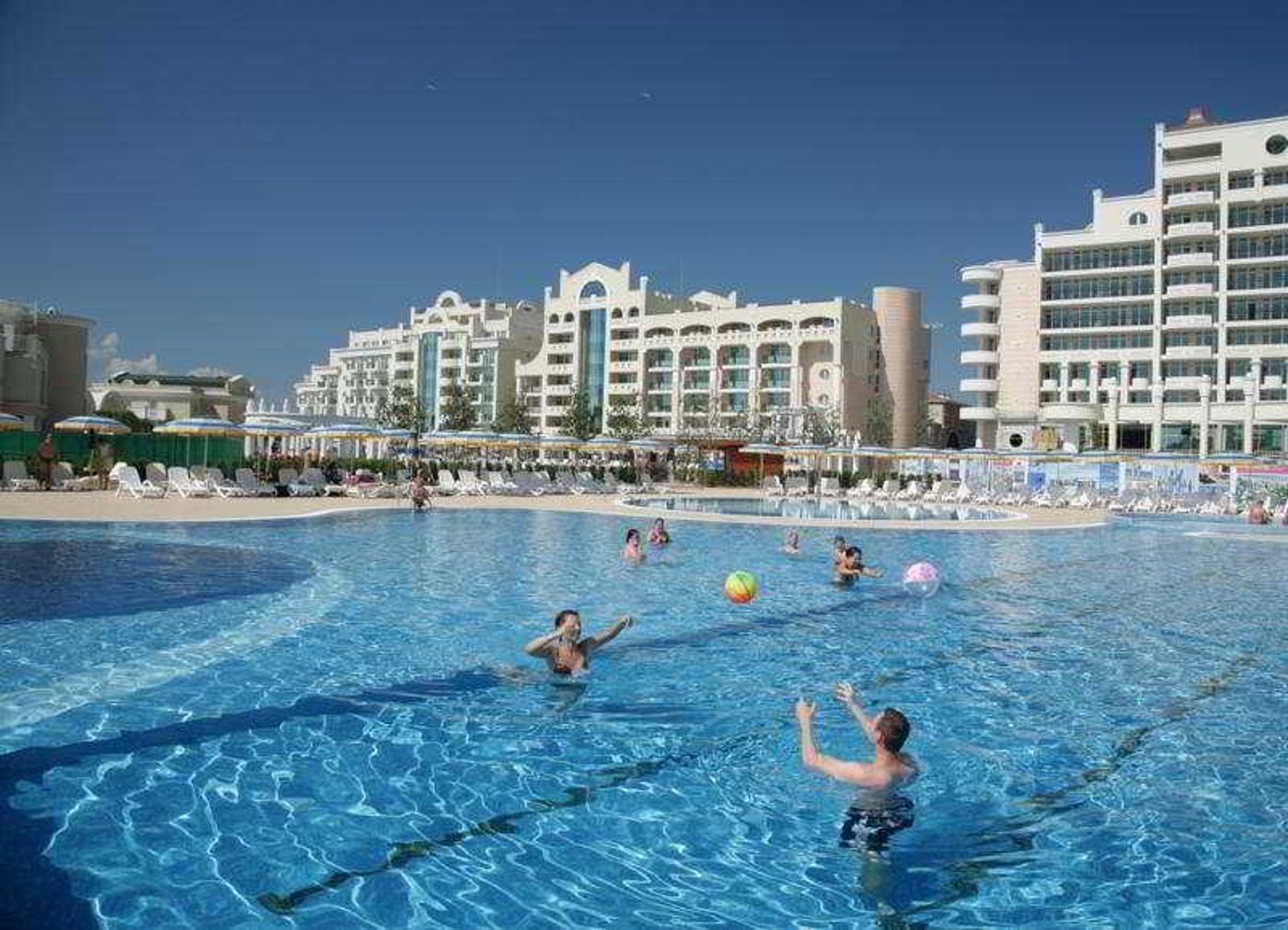 Sunset-Resort-Pool-6