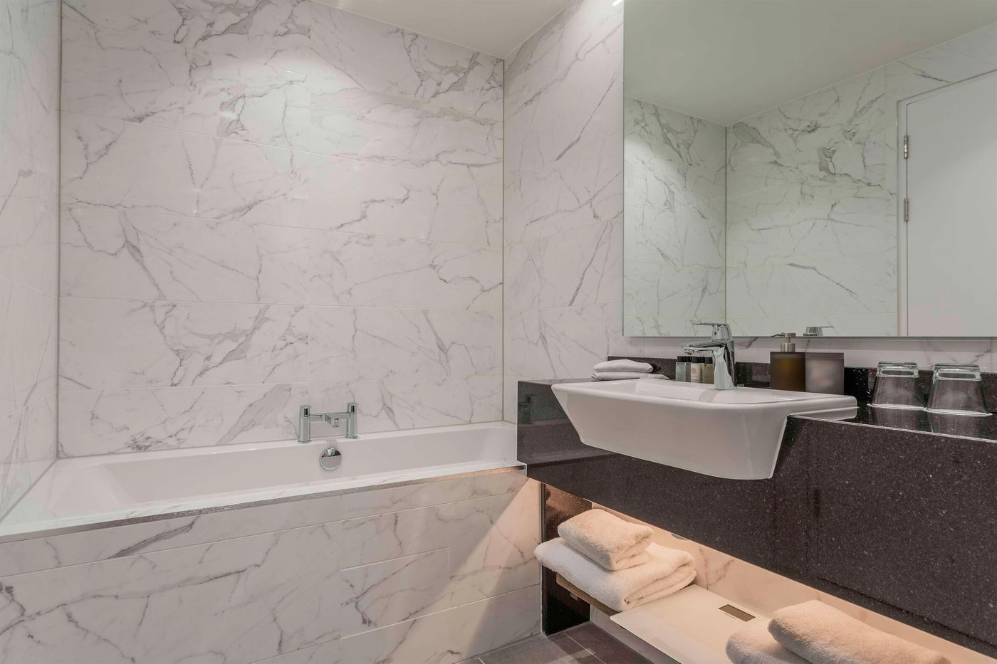 Hyatt-Centric-The-Liberties-Dublin-Room-60