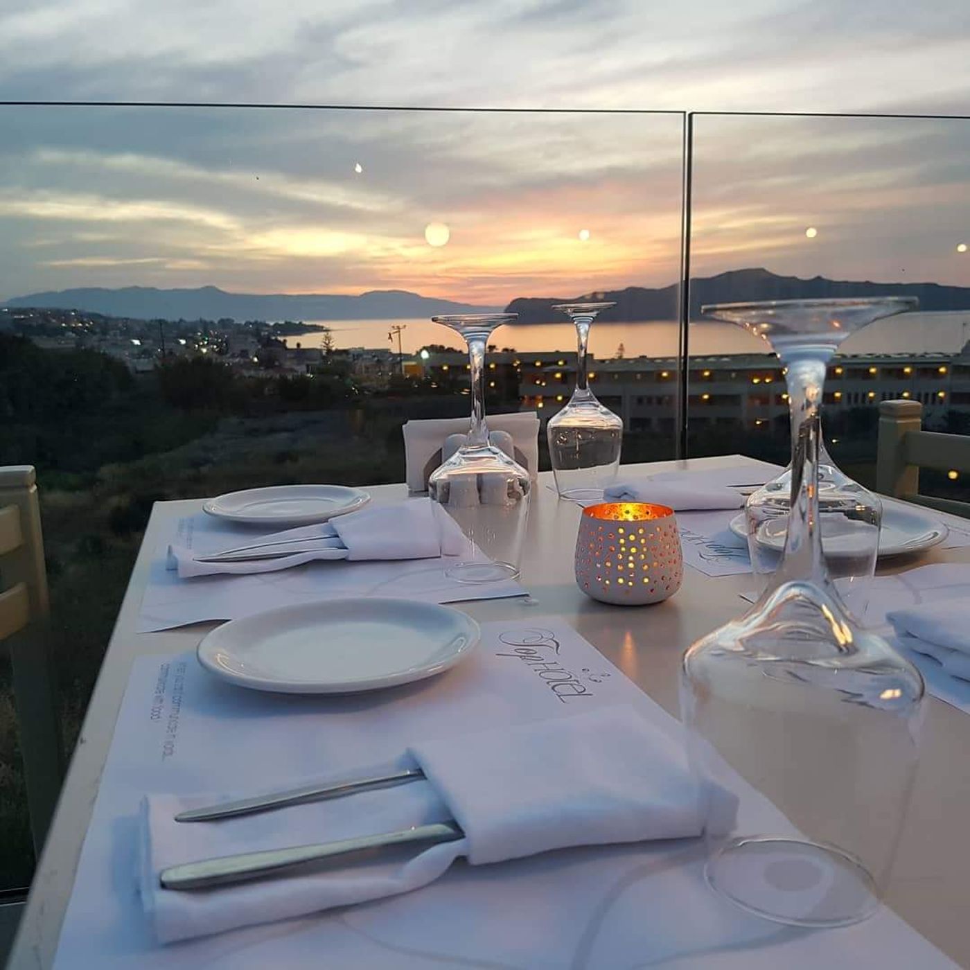 Top-Hotel-Restaurant-54