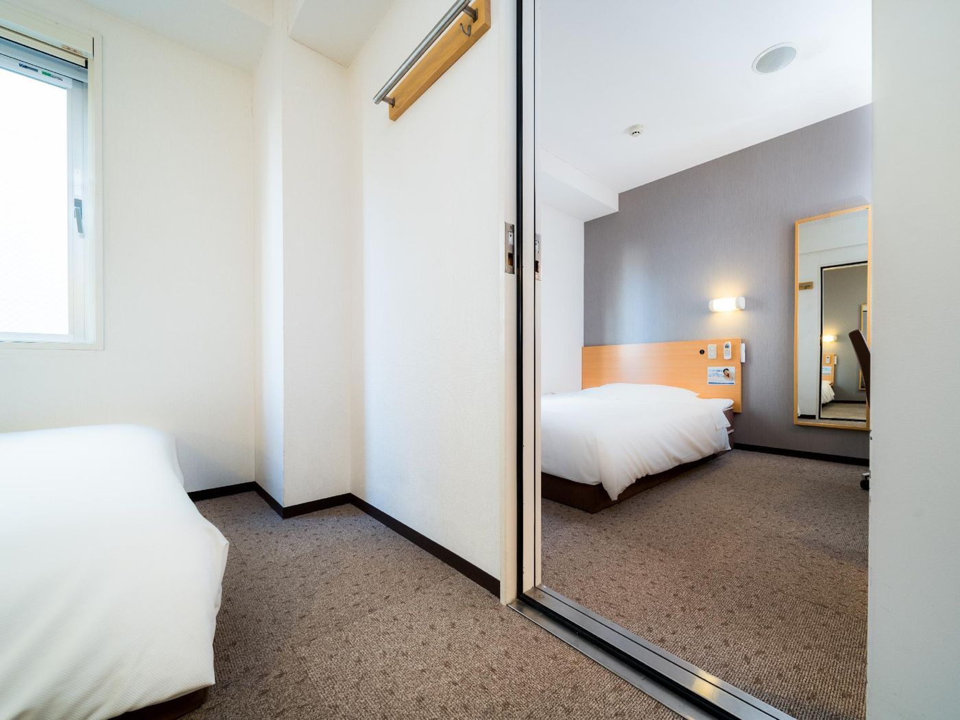 Super Hotel Ueno-Okachimachi-Japan-Tokyo-Room-6