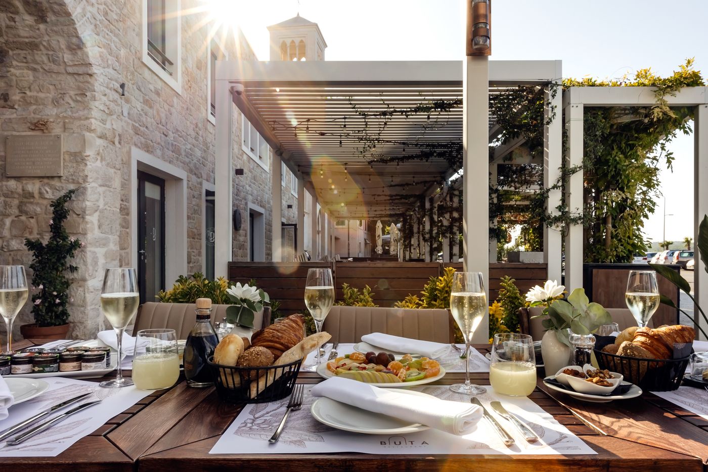 Armerun-Heritage-Hotel---Residences-Restaurant-6