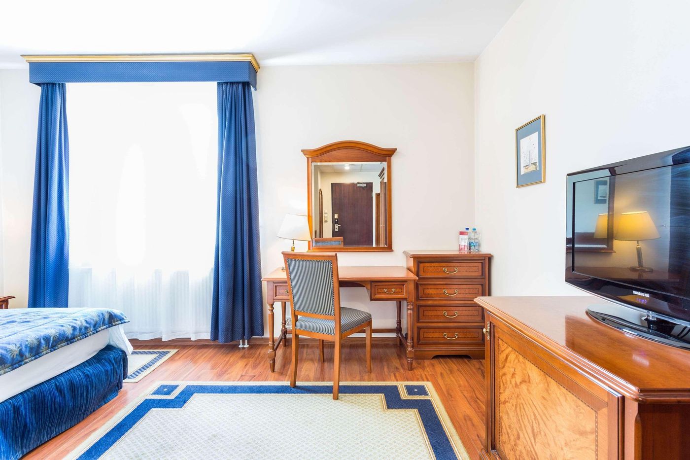 Qubus Hotel Wroclaw-Poland-WROCLAW-Room-7