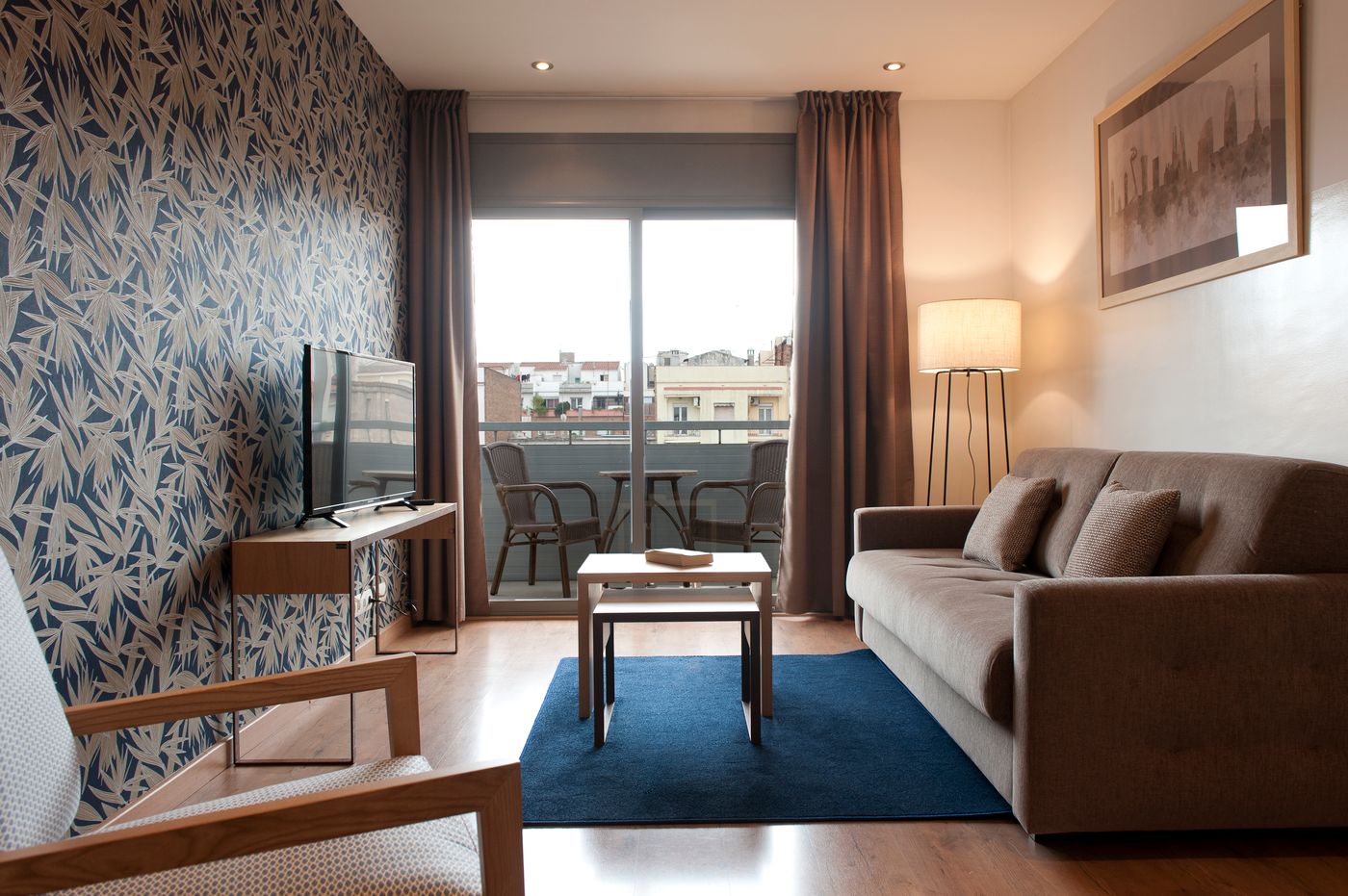 MH Apartments Family-Spain-BARCELONA-Room-8