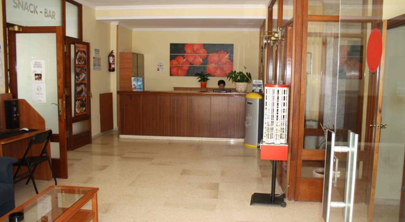 Las Mariposas Apartments