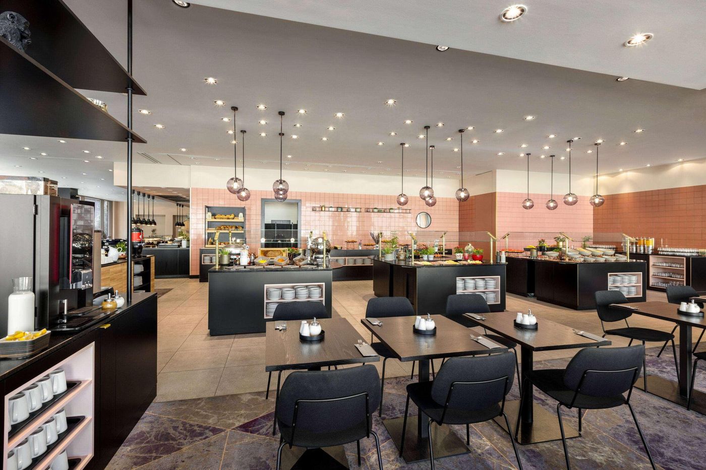 Vienna-House-by-Wyndham-Diplomat-Prague-Restaurant-18