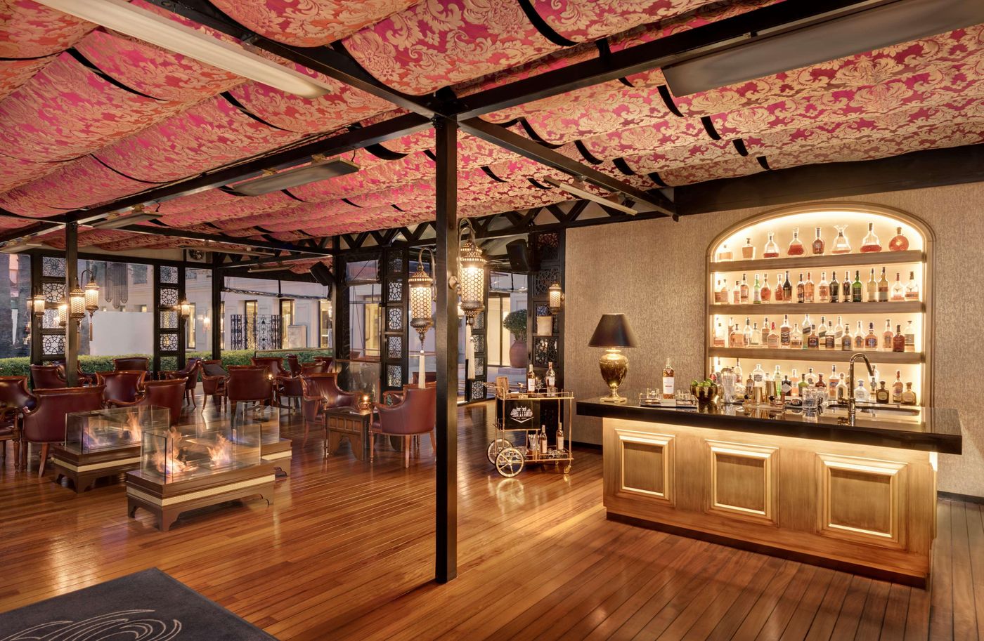 Ciragan-Palace-Kempinski-Istanbul-Bar-26