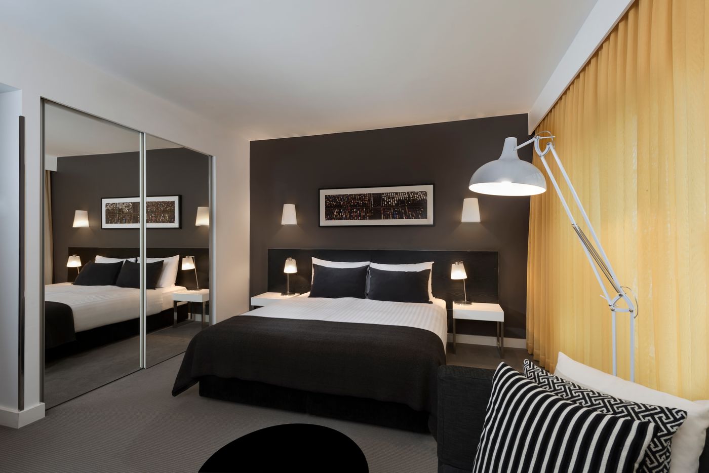 Adina-Apartment-Hackescher-Markt-Room-30