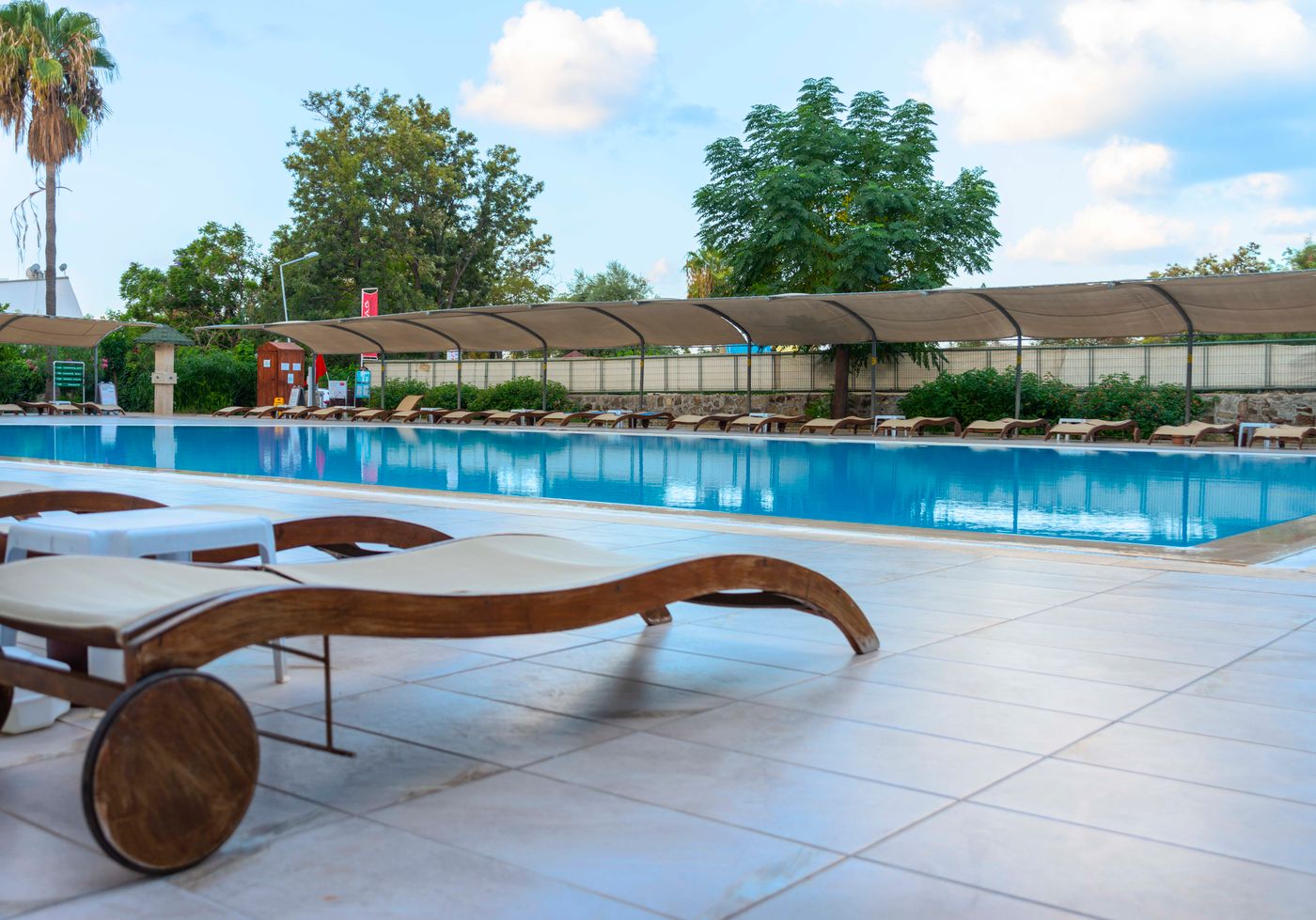 Armas Green Fugla Beach