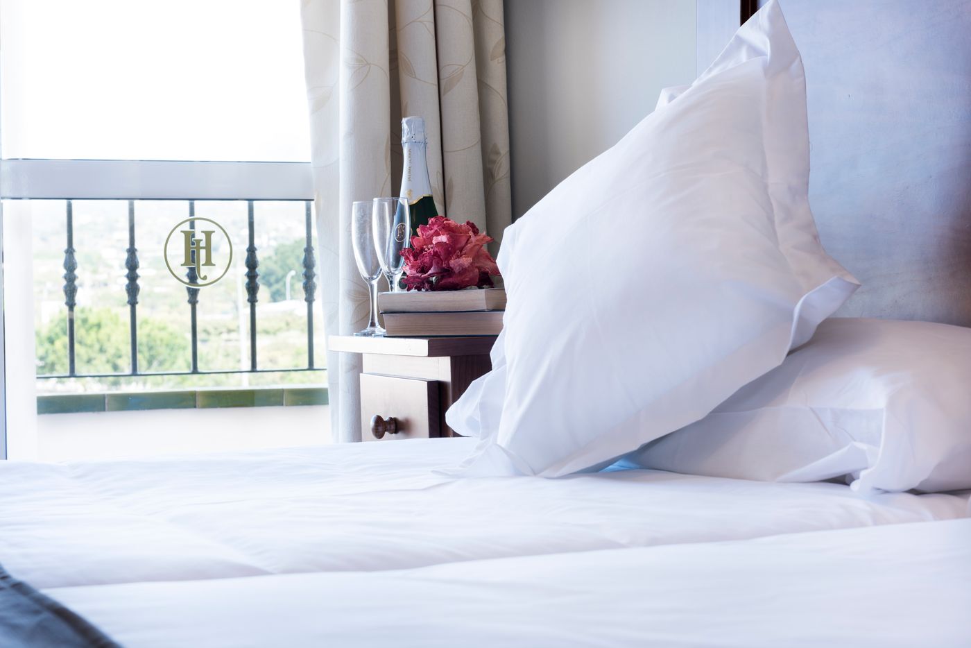 Toboso-Chaparil-Room-17