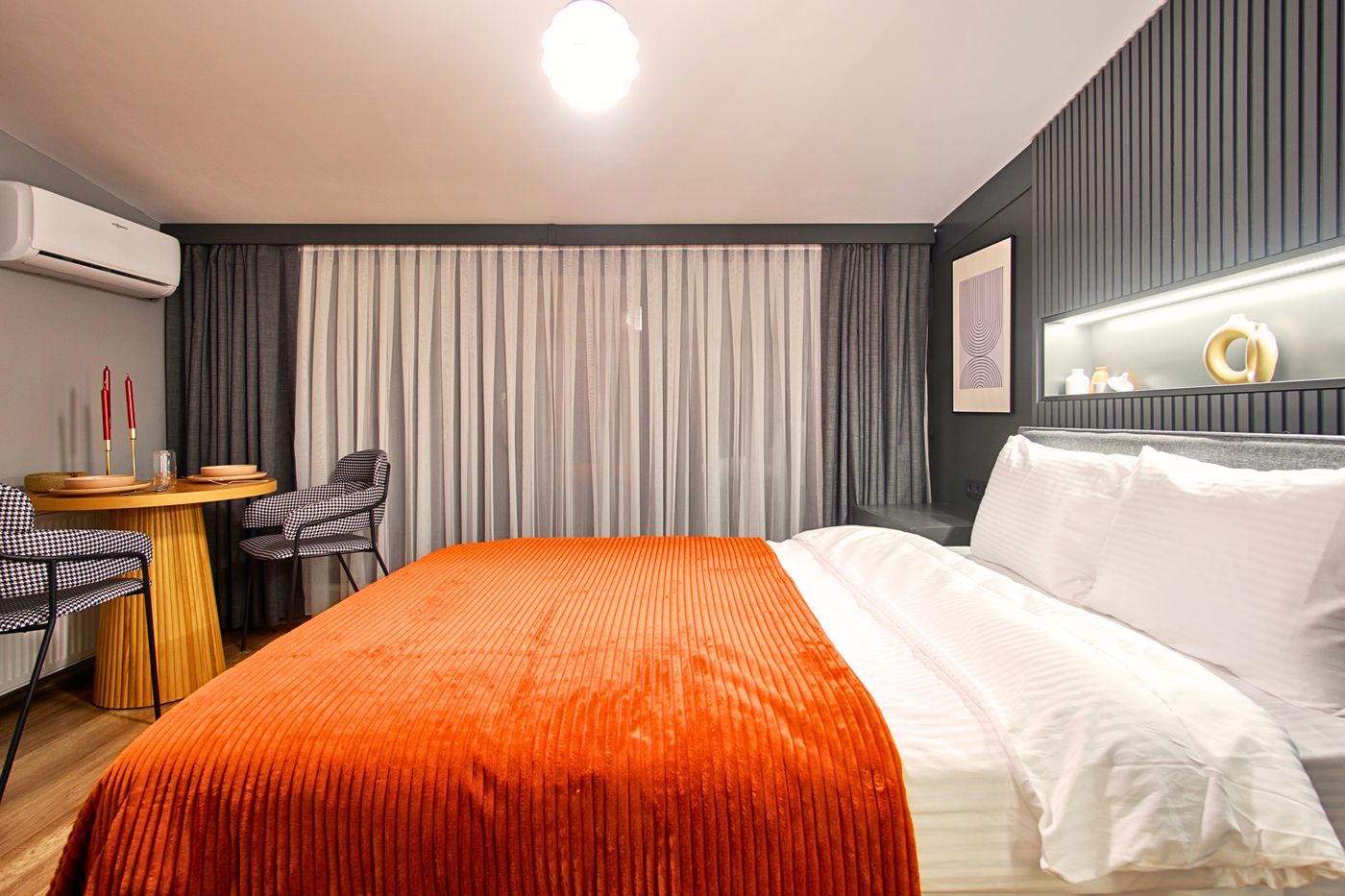 TAKS-INN-Suites-Room-33