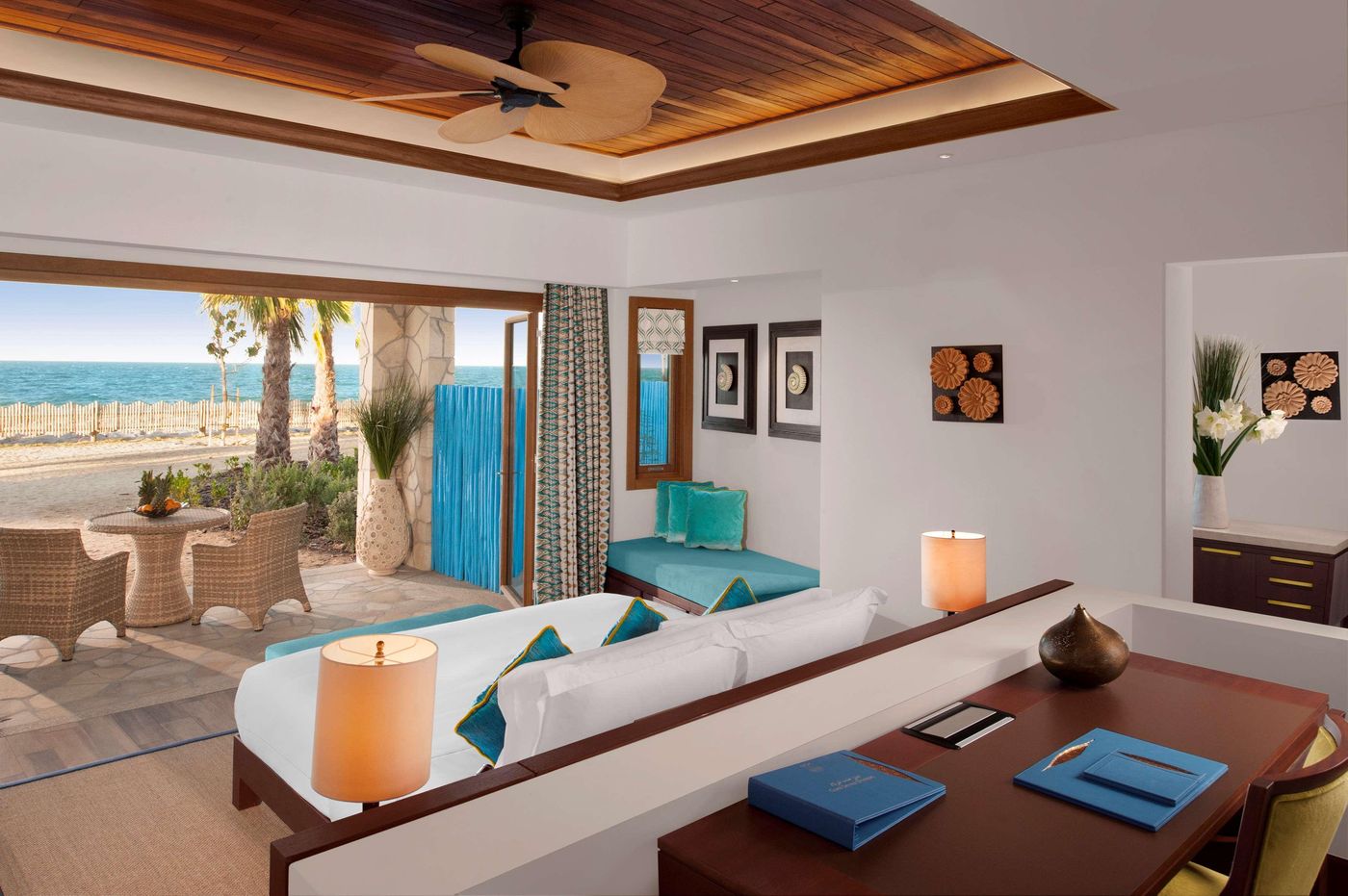 Banana-Island-Resort-Doha-by-Anantara-Room-3