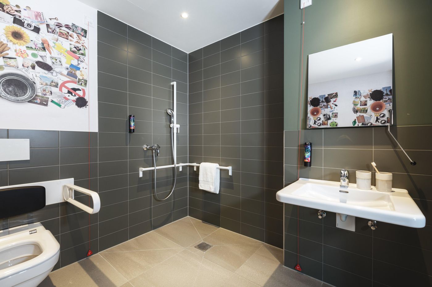 the-niu-Dwarf-Room-27