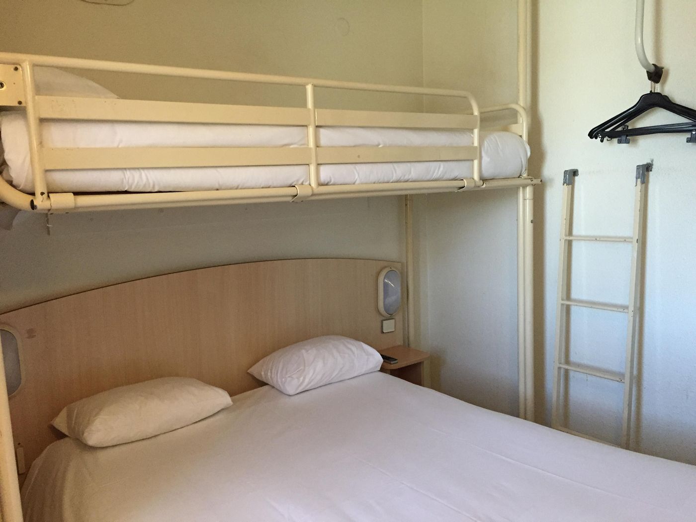 HotelF1 Lyon Bourgoin-Jallieu - France - L'ISLE D'ABEAU - Room - 9