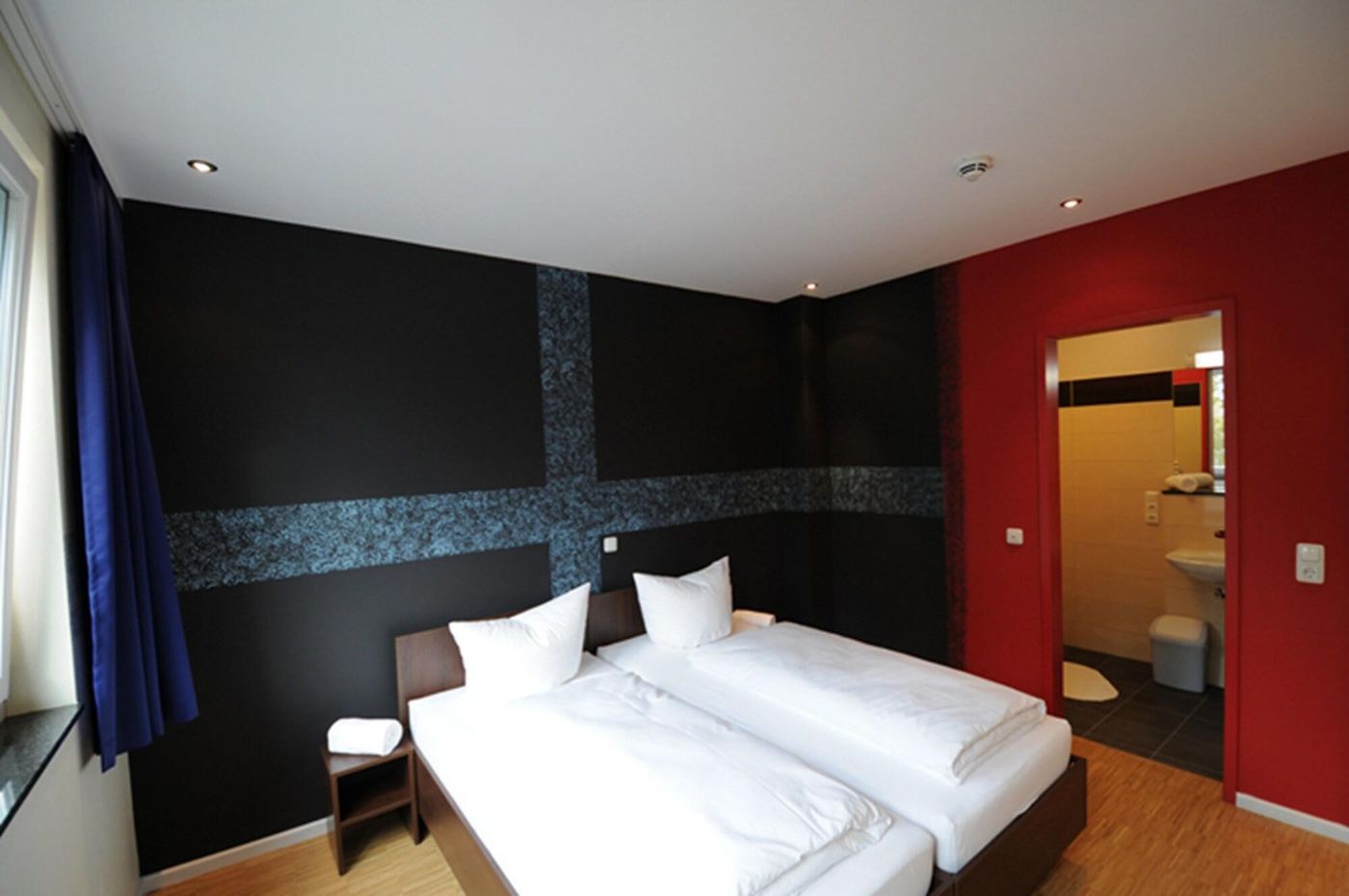 Holi-Hostel-Hotel-Room-25