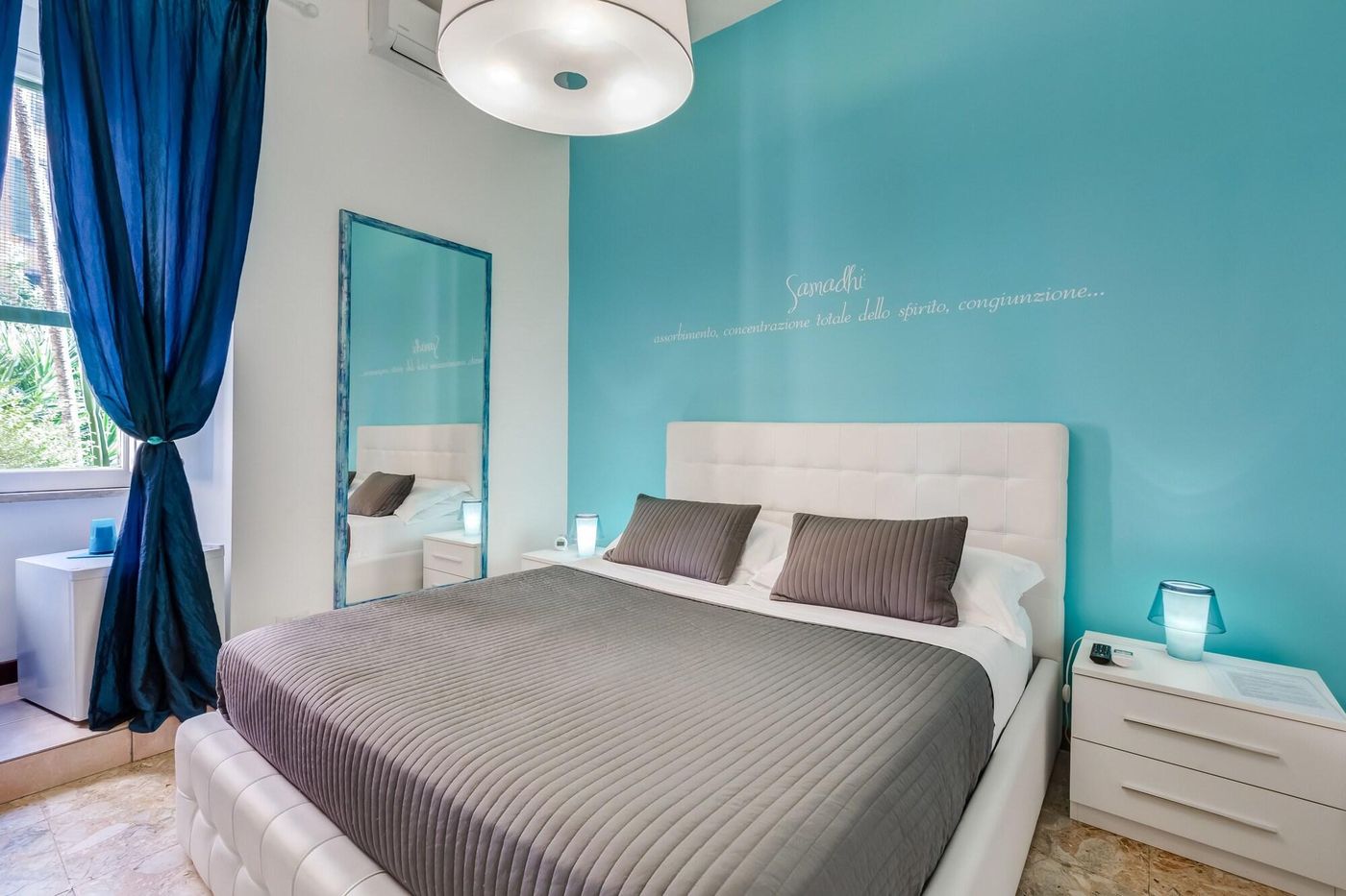 Allegra-s-House-Room-14