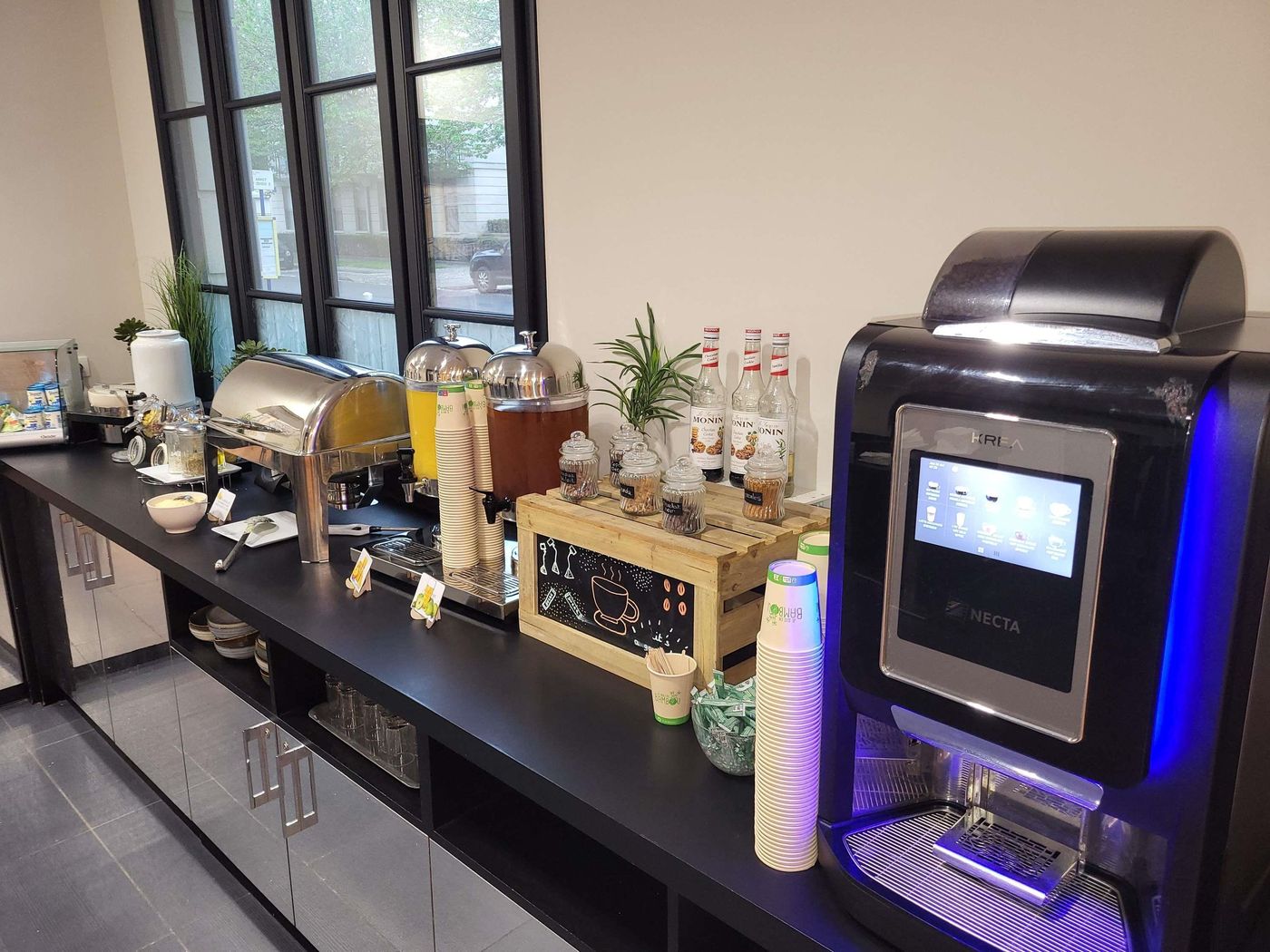 Adagio-Aparthotel-Serris-Val-d-Europe-Restaurant-11