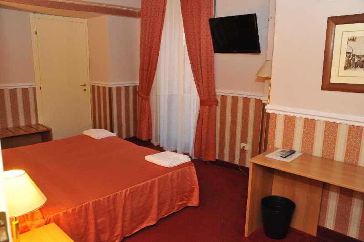 Catania-Centro-Rooms-Room-21