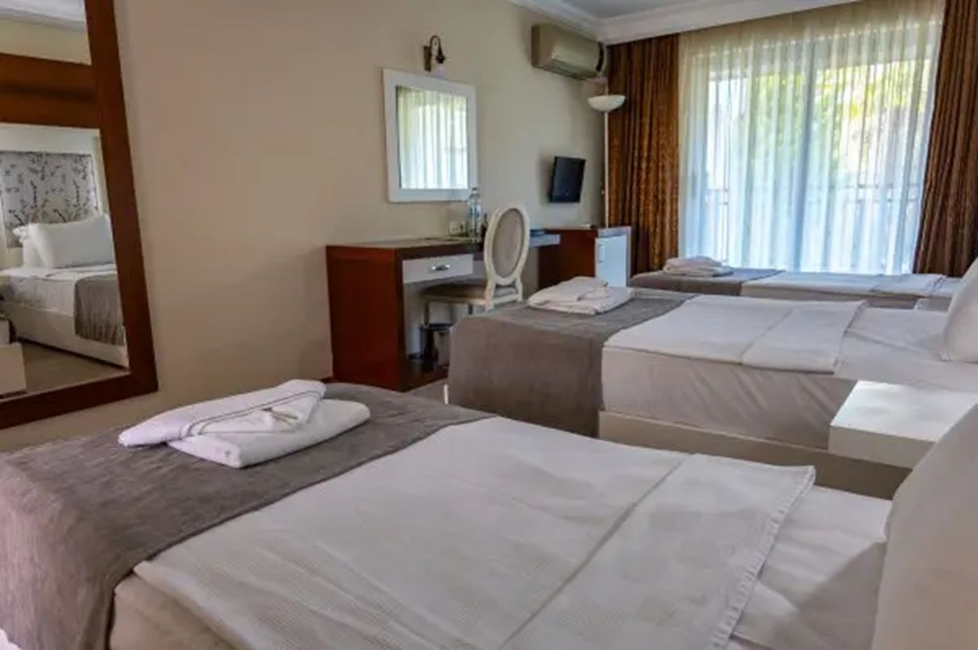 Sentinus-Hotel-Room-31