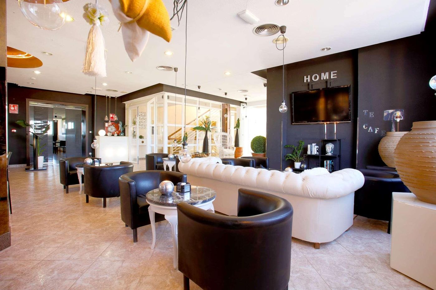 Ramada-Resort-by-Wyndham-Puerto-de-Mazarron-Lobby-53