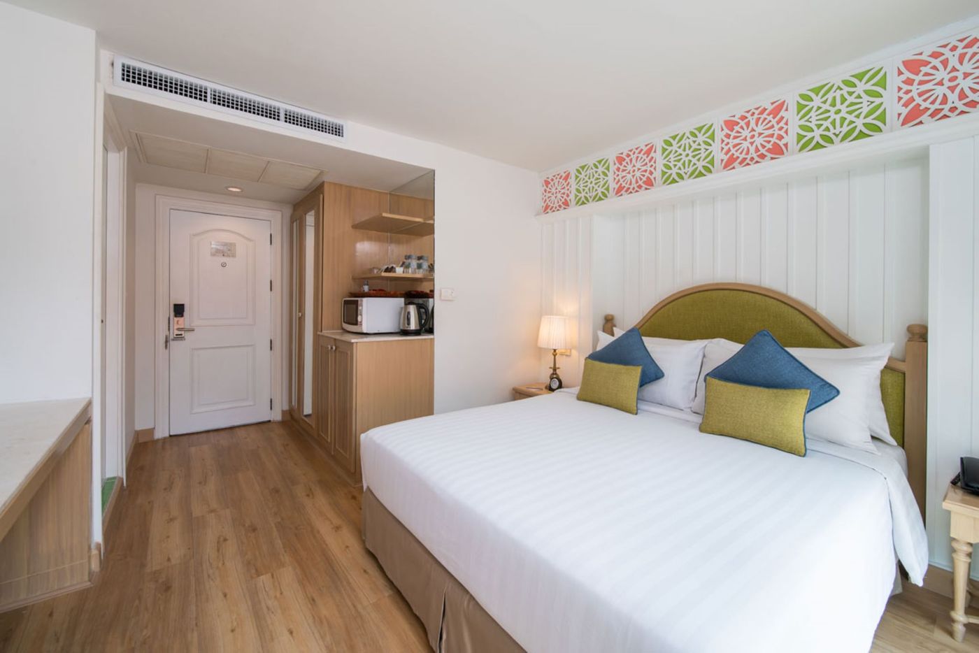 La-Petite-Salil-Sukhumvit-8-Room-6