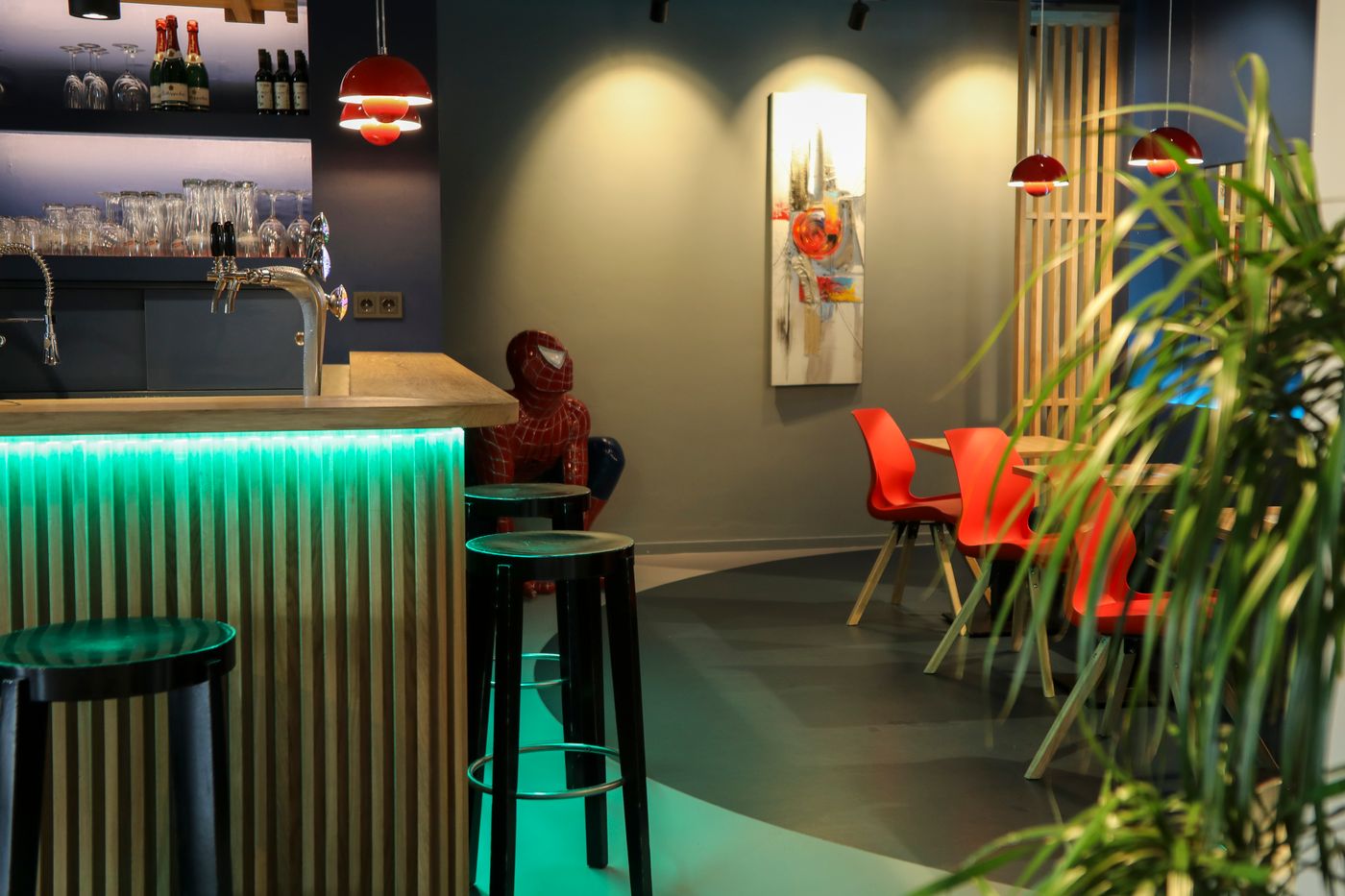 Acama-Kreuzberg-Hotel-Hostel-Bar-10