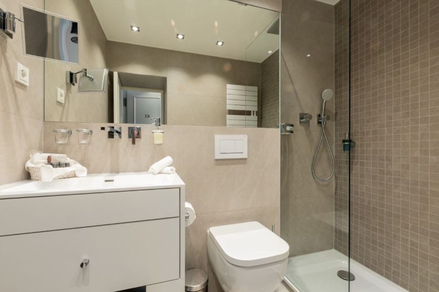 Hotel-an-der-Oper-Room-39